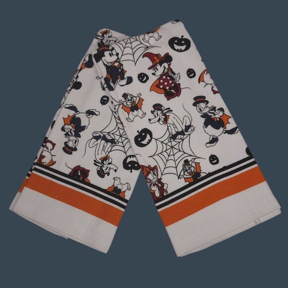 Disney Mickey and Friends Halloween 2 Pack Kitchen Towels 2 Pack Mini Mitts - Picture 2 of 4